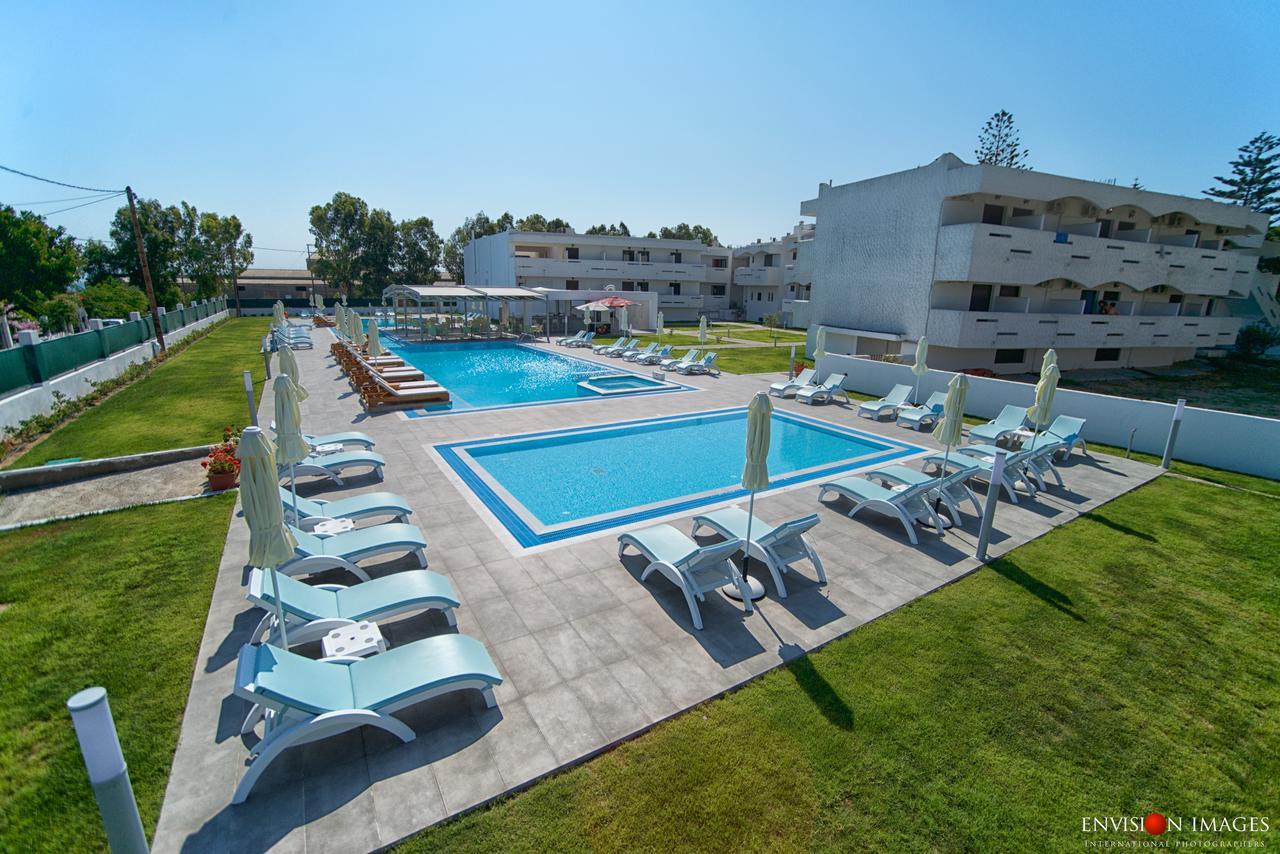 Frosini Hotel Lambi  Exteriér fotografie