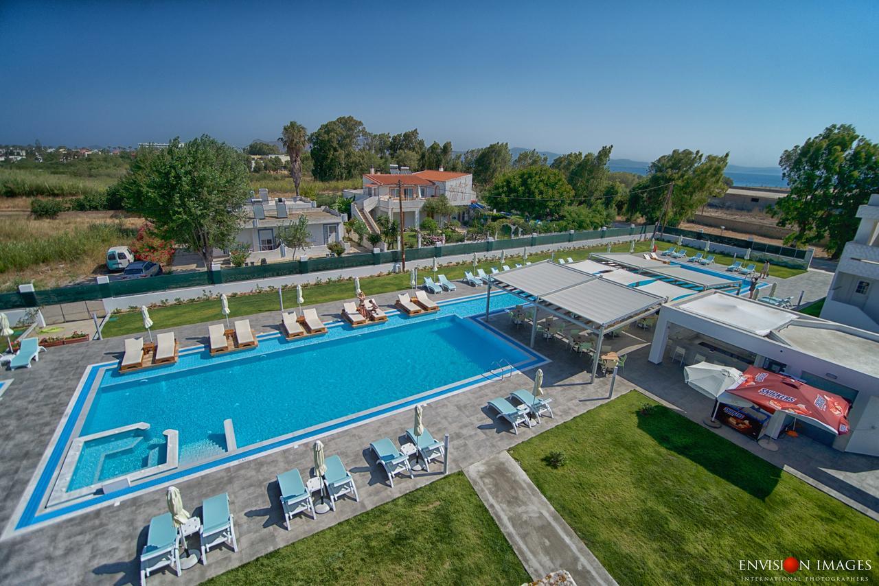 Frosini Hotel Lambi  Exteriér fotografie